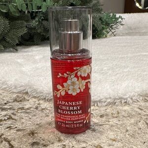 Full
Japanese cherry blossom